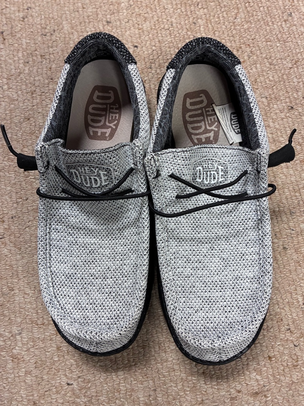 Men’s Hey Dude slip on shoes Men’s 8